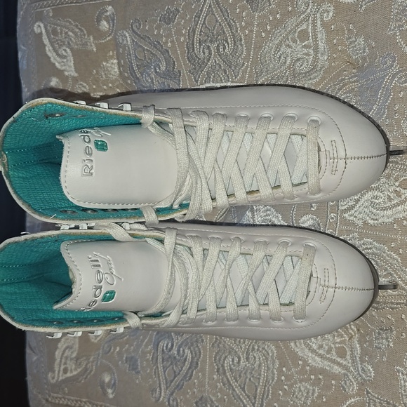 Other - Riedell Opal Ice Skates Size 5